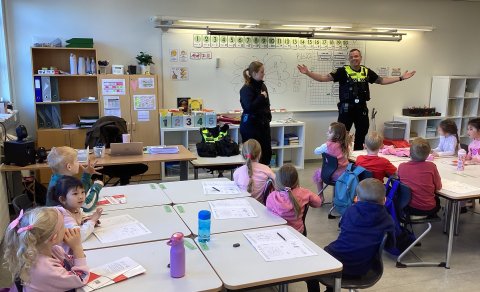 Hverfislöggan kom í heimsókn